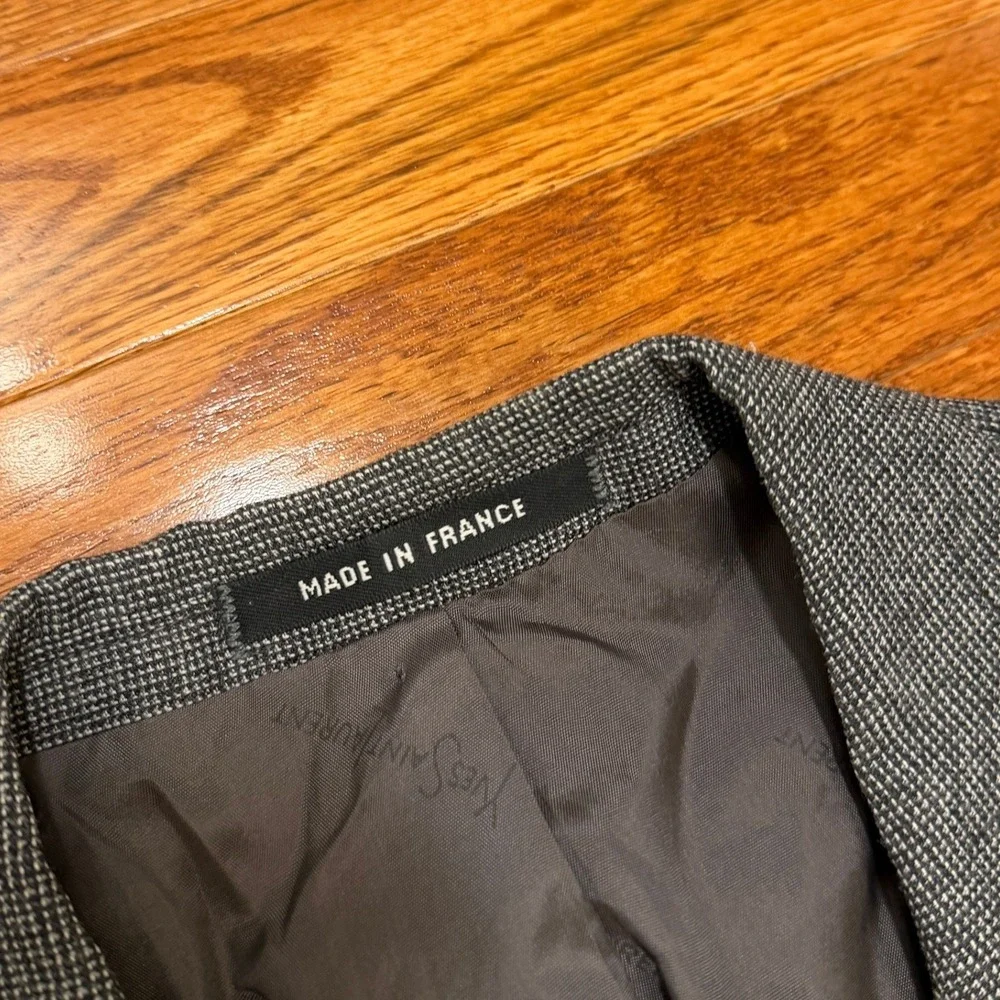 Vintage Yves Saint Laurent Blazer Fits Mens 38R Gray Two Button Jacket France
